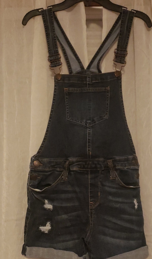 Cute Shorts-overalls!